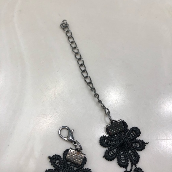 Black Flower Lace Floral Choker with Dangly Chains - Picture 5 of 10